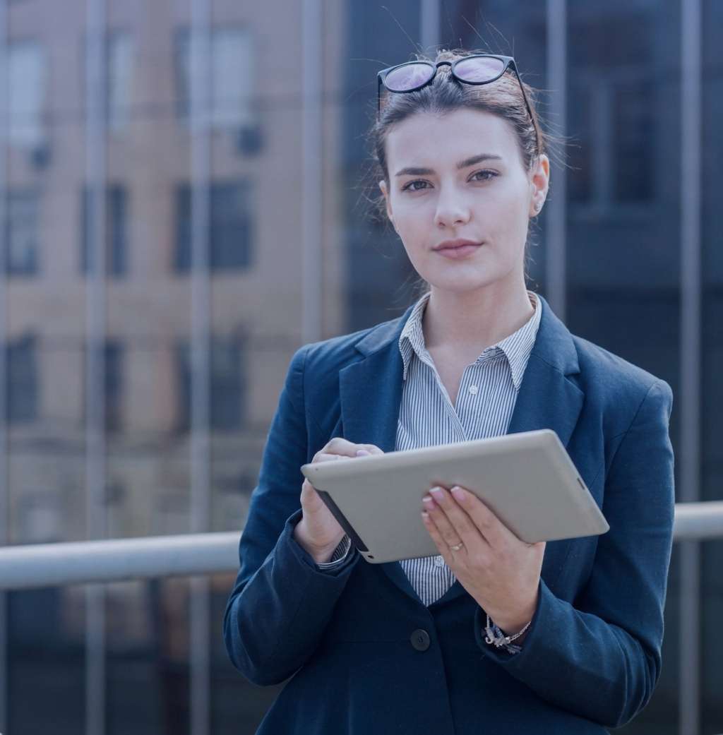 Professional immigration consultant